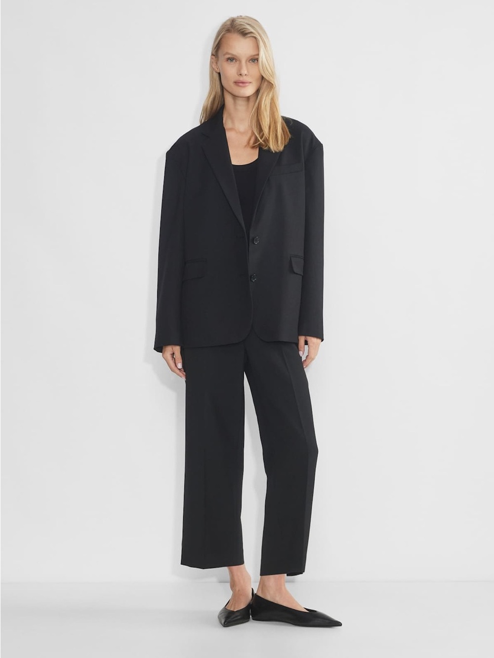 Aritzia Black Wide-Leg Trousers